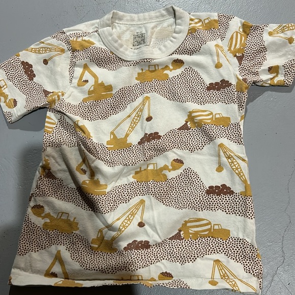 Lot 5 fun toddler boy play shirts - Picture 10 of 11